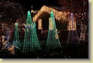 Christmas-Lights-Dec2013 (7) * 5184 x 3456 * (8.38MB)